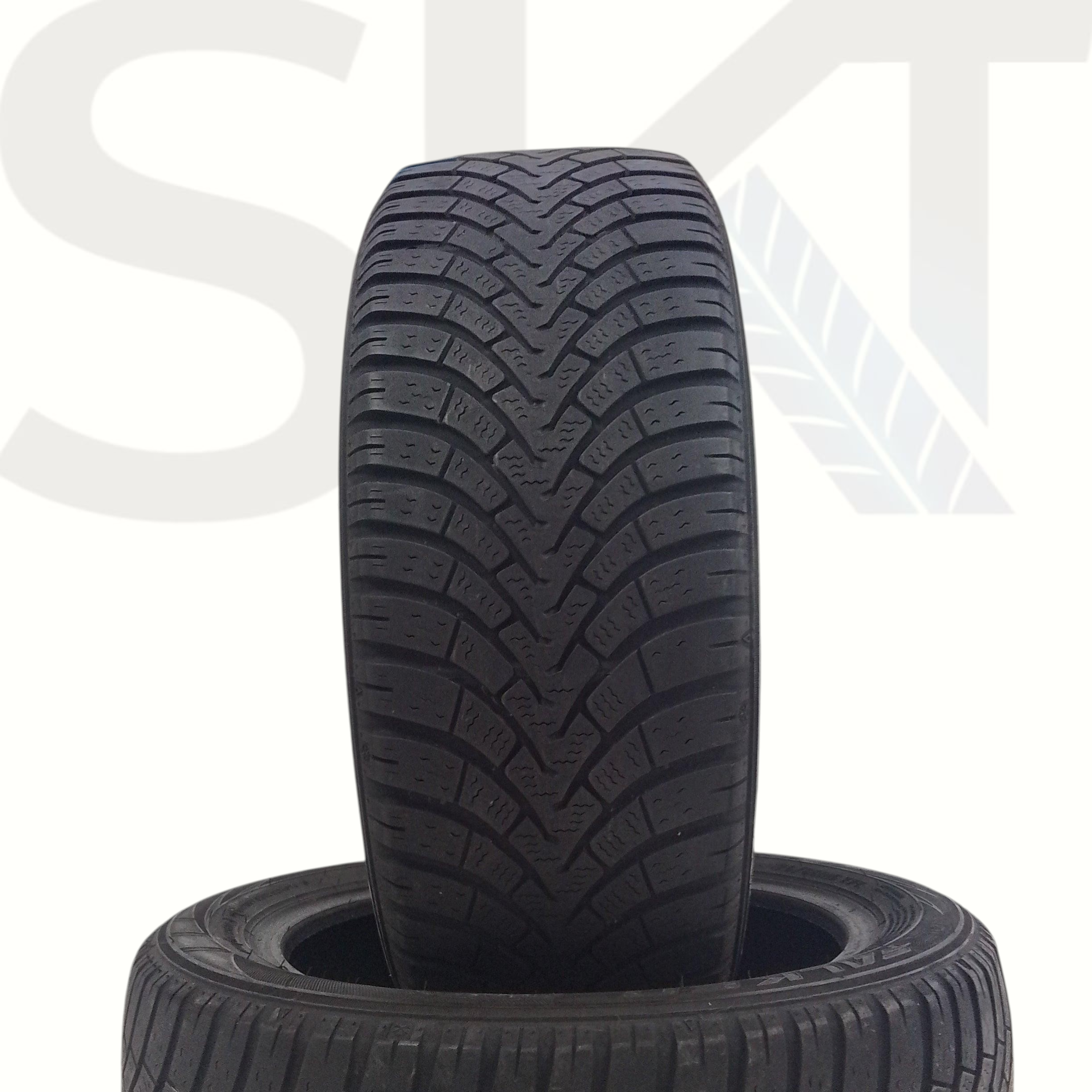 2 Falken 215/60 R17 Eurowinter HS01 SUV  M+S