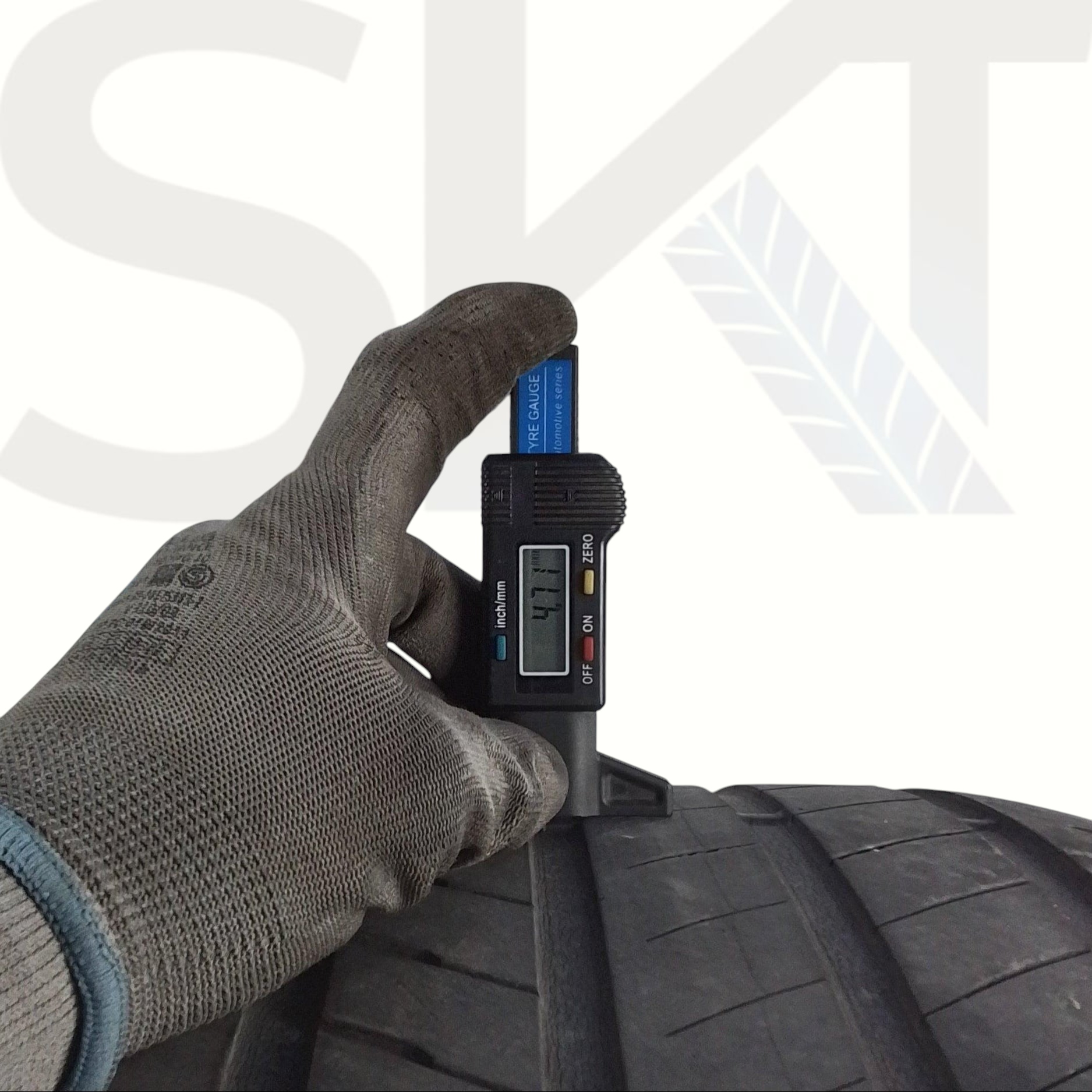 2 Bridgestone Alenza 001 305 40 20 112Y Runflat