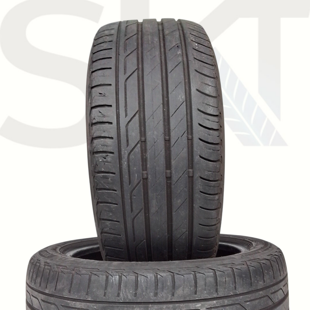 2 Bridgestone Turanza T001 215 45 16 90V