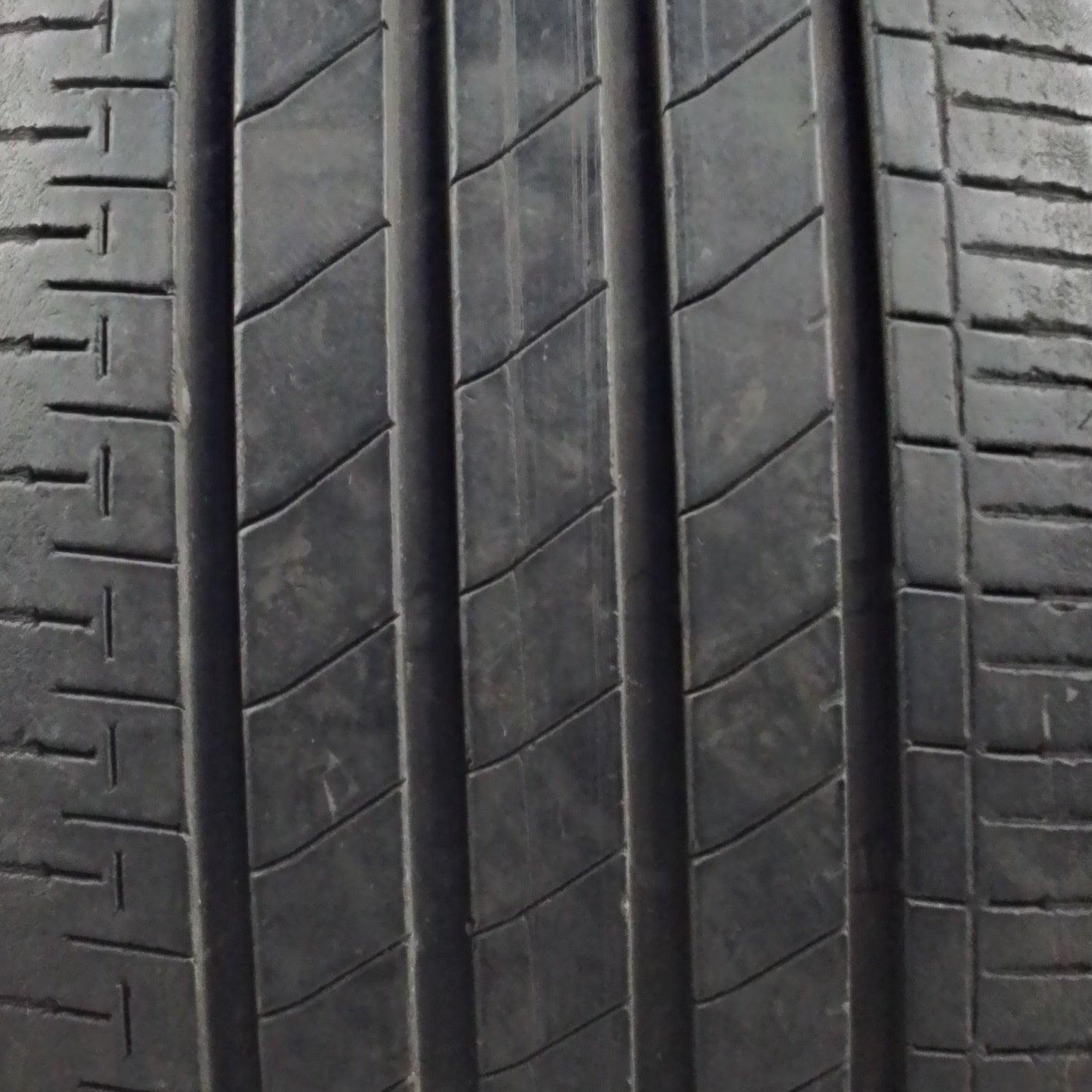 2 Bridgestone Turanza T005 215 45 18 89W