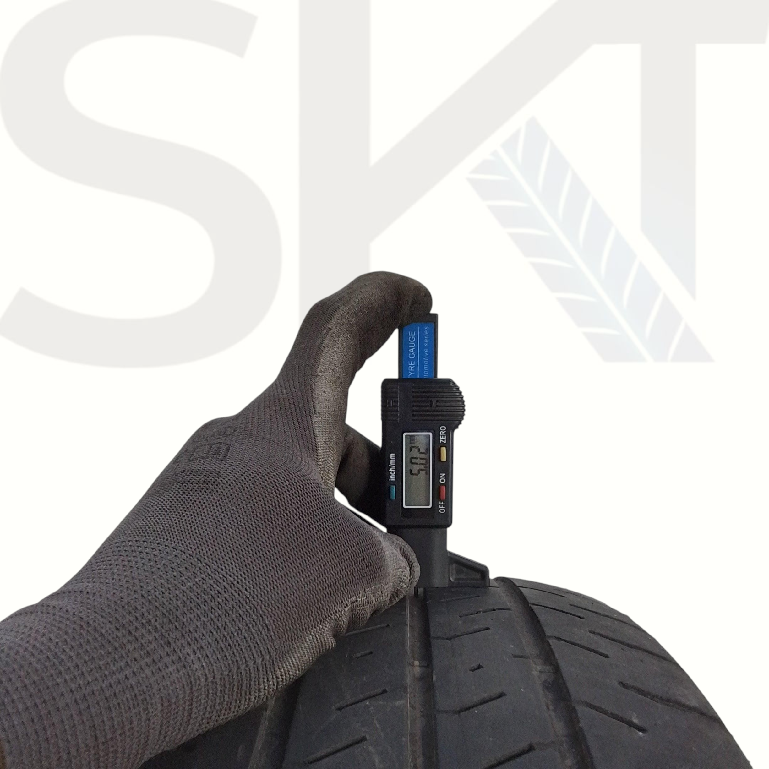 2 Falken Vano 1 215 60 17C 109/107T
