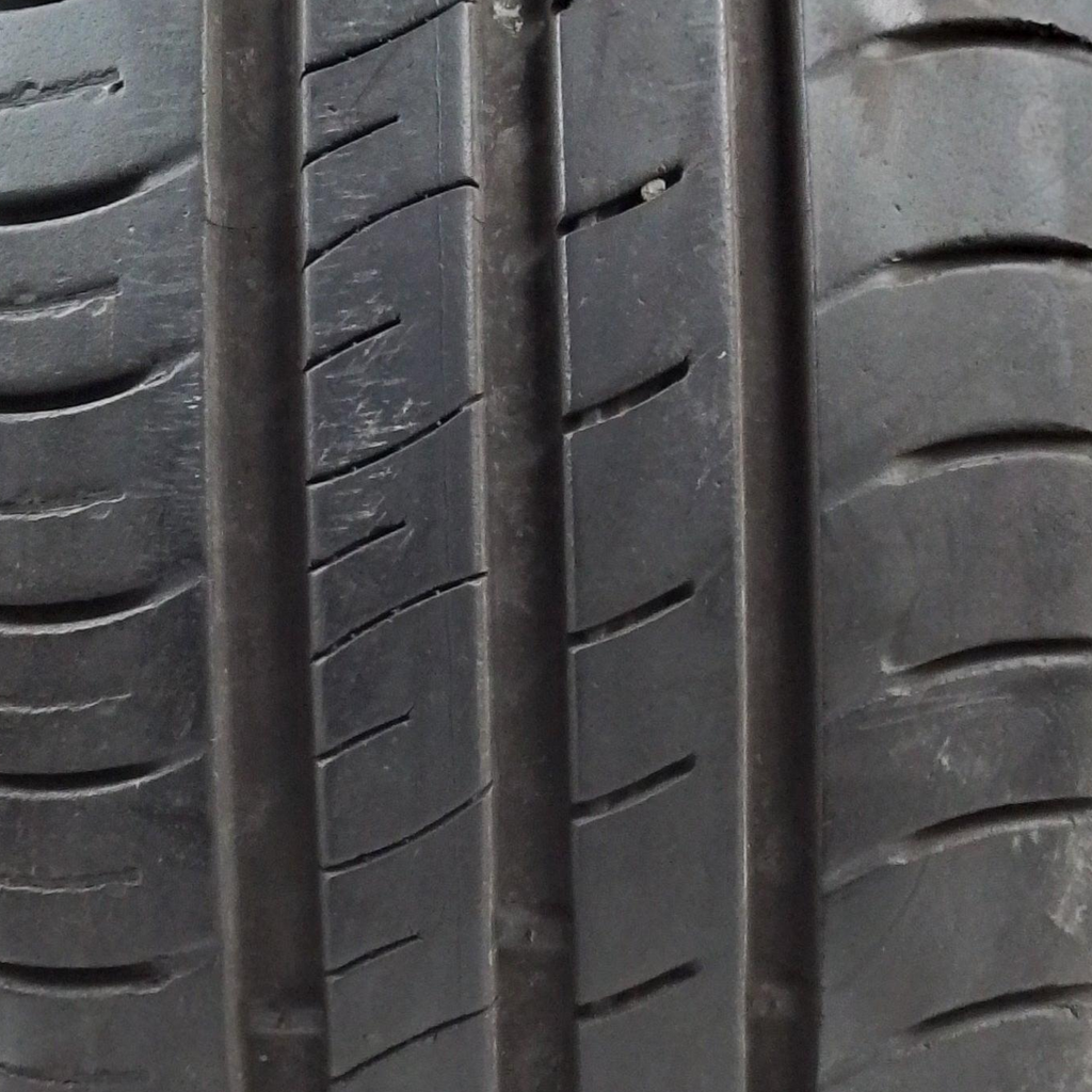 2 Kumho Ecowing ES01 205 55 17 91W
