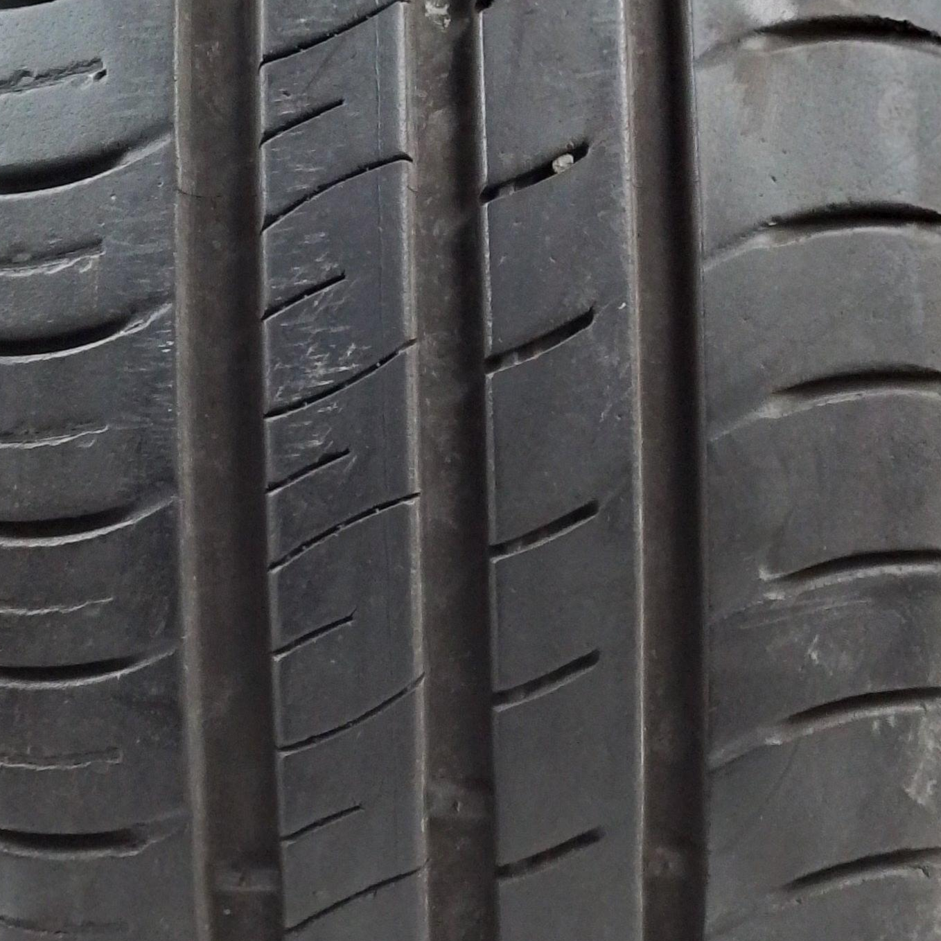2 Kumho Ecowing ES01 205 55 17 91W