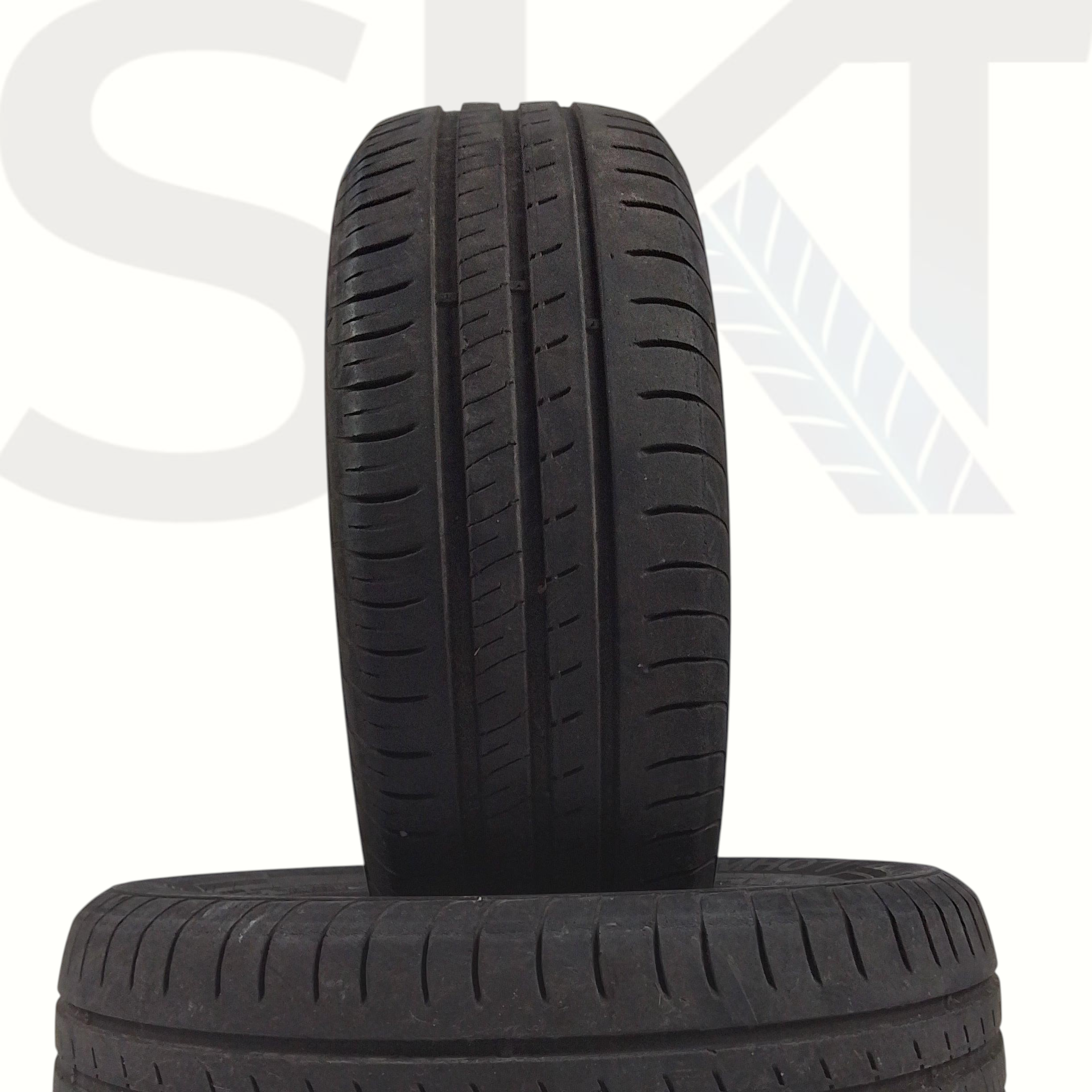 2 Kumho Ecowing ES01 205 65 16 95W