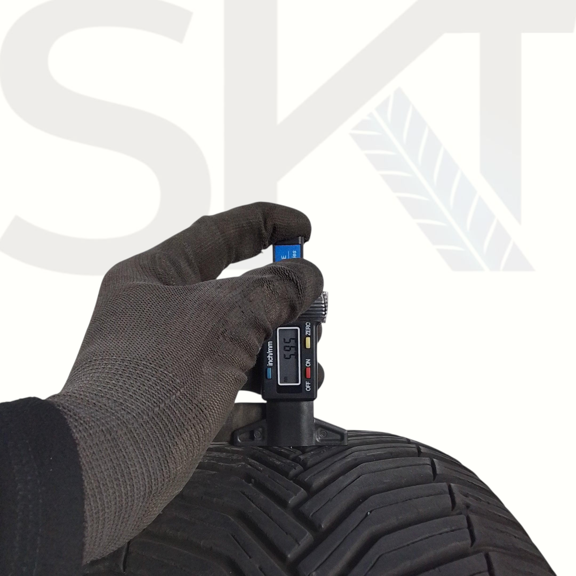 2 Michelin Crossclimate 2 225 60 16 102W m+s