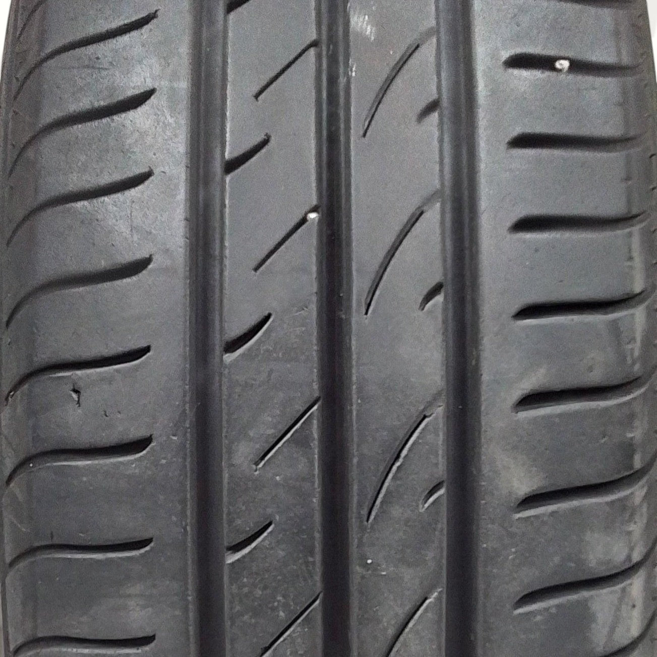 4 Nexen Nblue Hd plus 175 65 15 84H