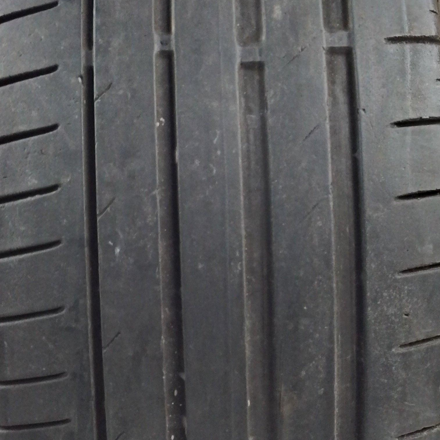 2 Nexen Nfera Su1 225 55 18 98V