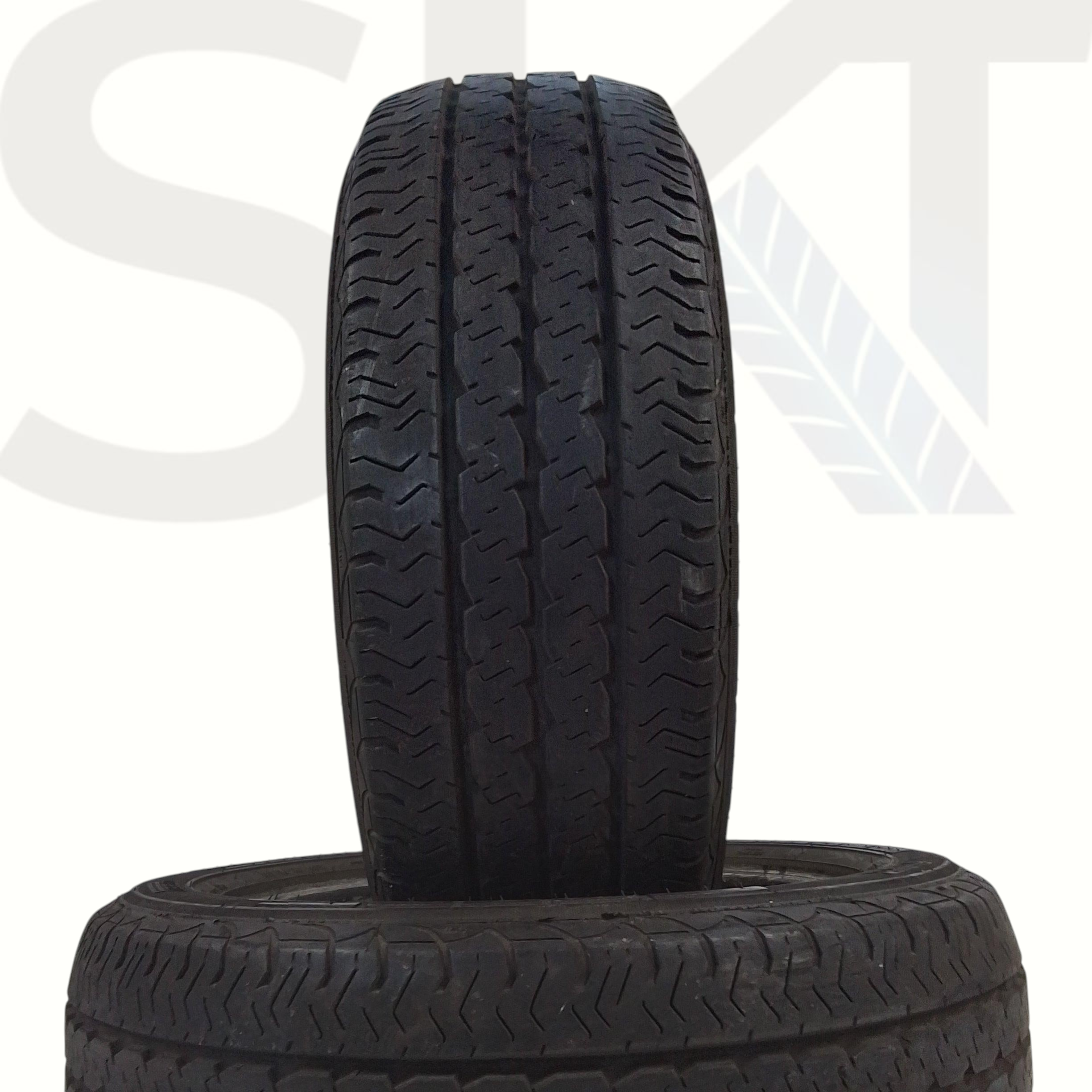 2 Pirelli Chrono 195 60 16C 99/97T
