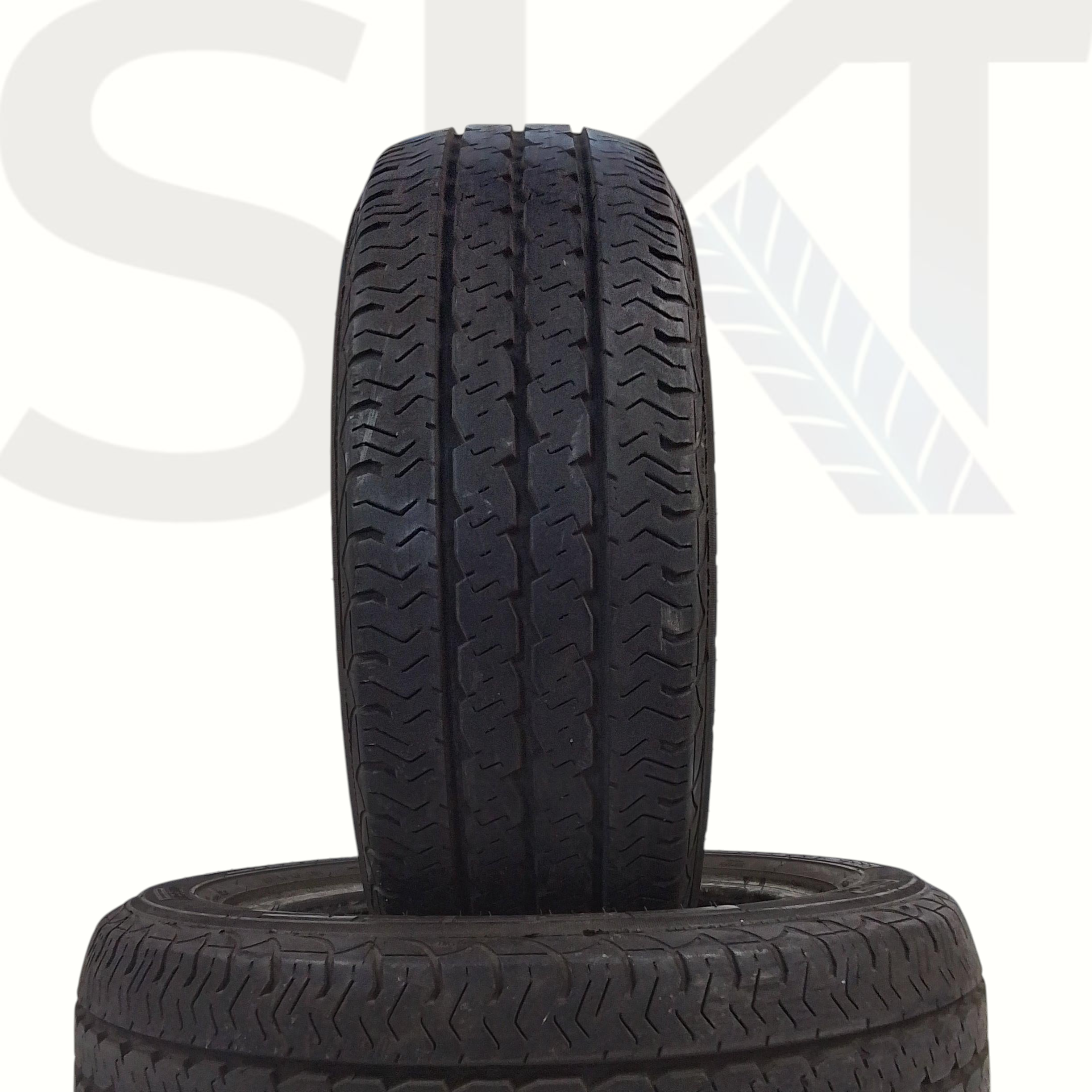 2 Pirelli Chrono 195 60 16C 99/97T