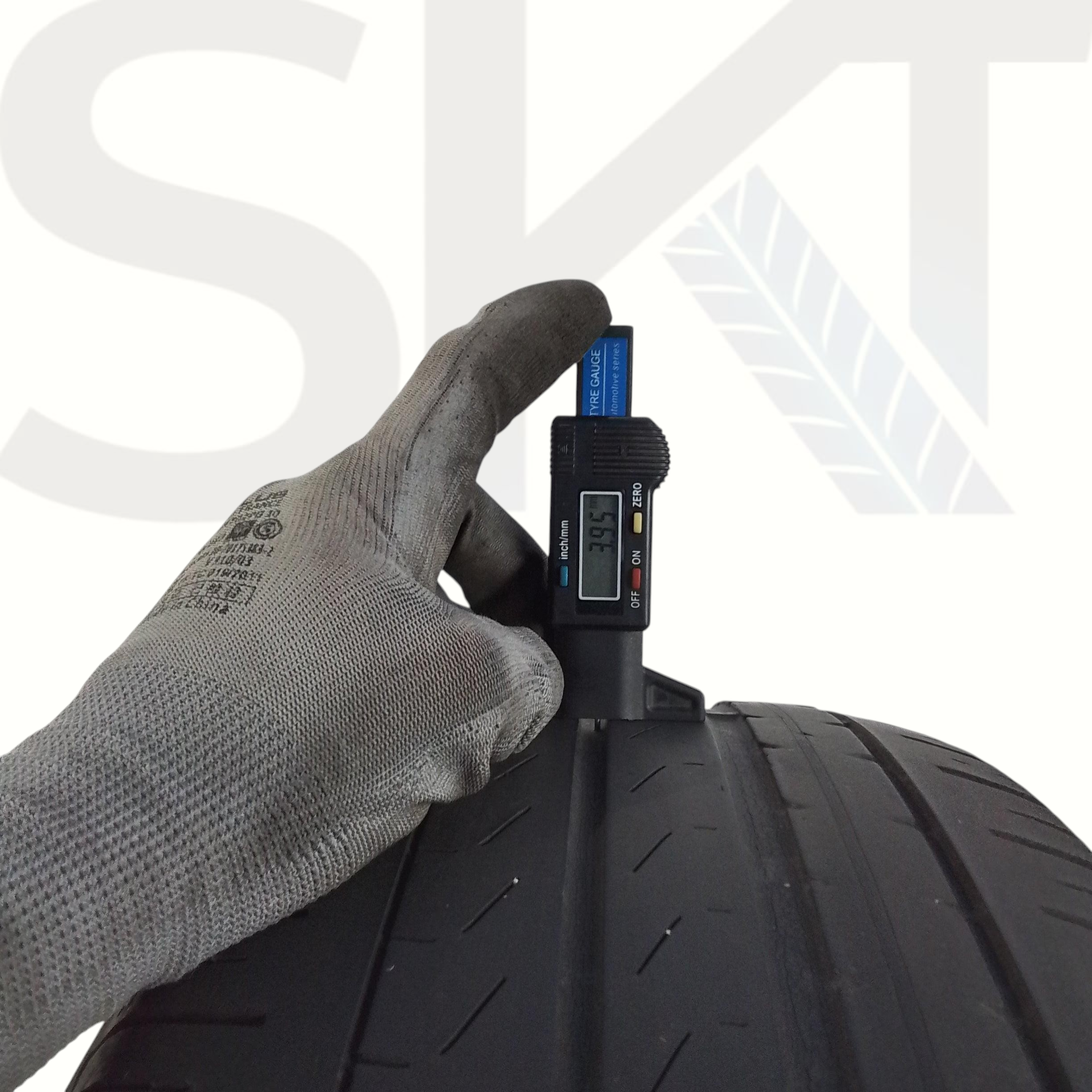 2 Pirelli Cinturato P7 215 45 16 90V
