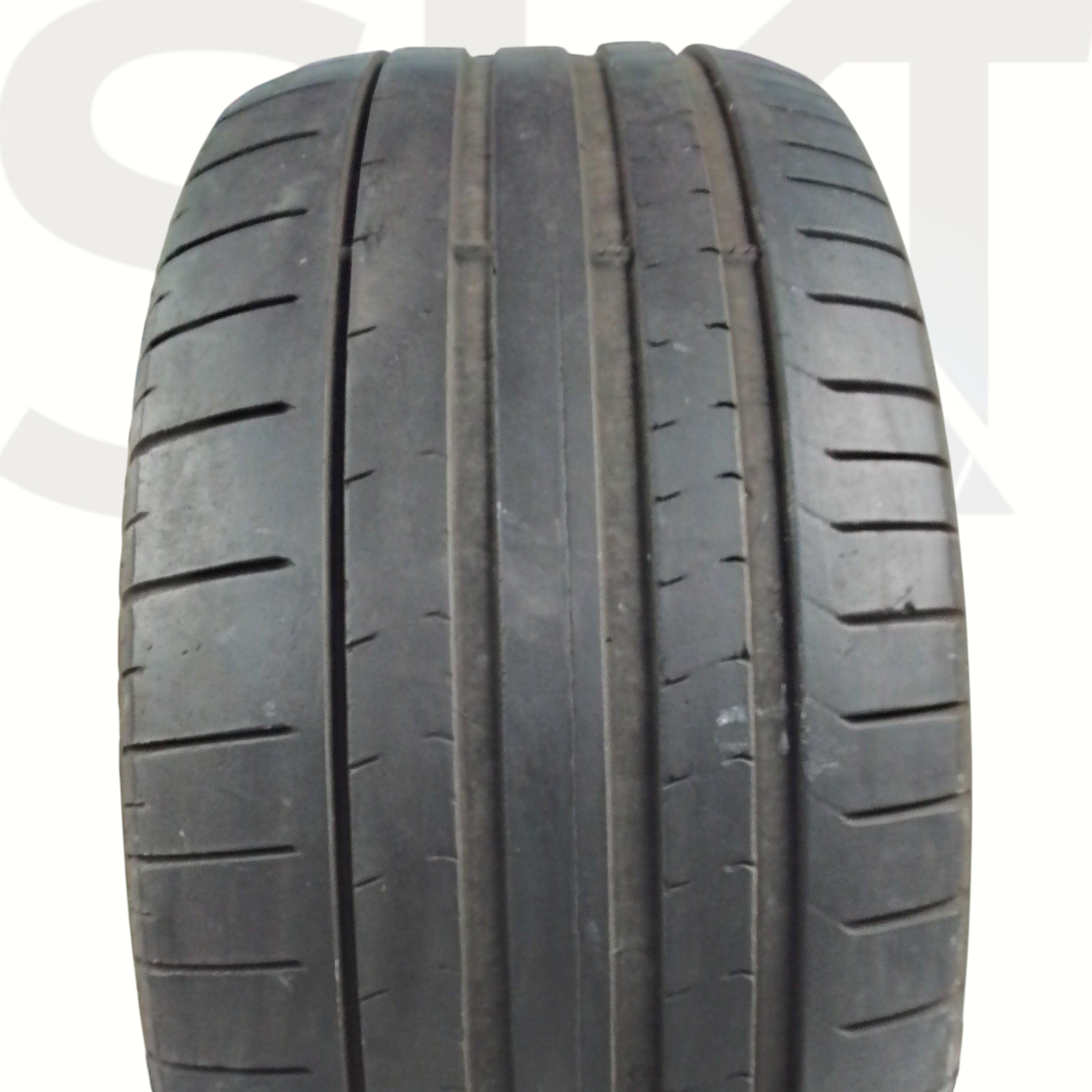 2 Pirelli Pzero  275 40 21 107Y RUN FLAT