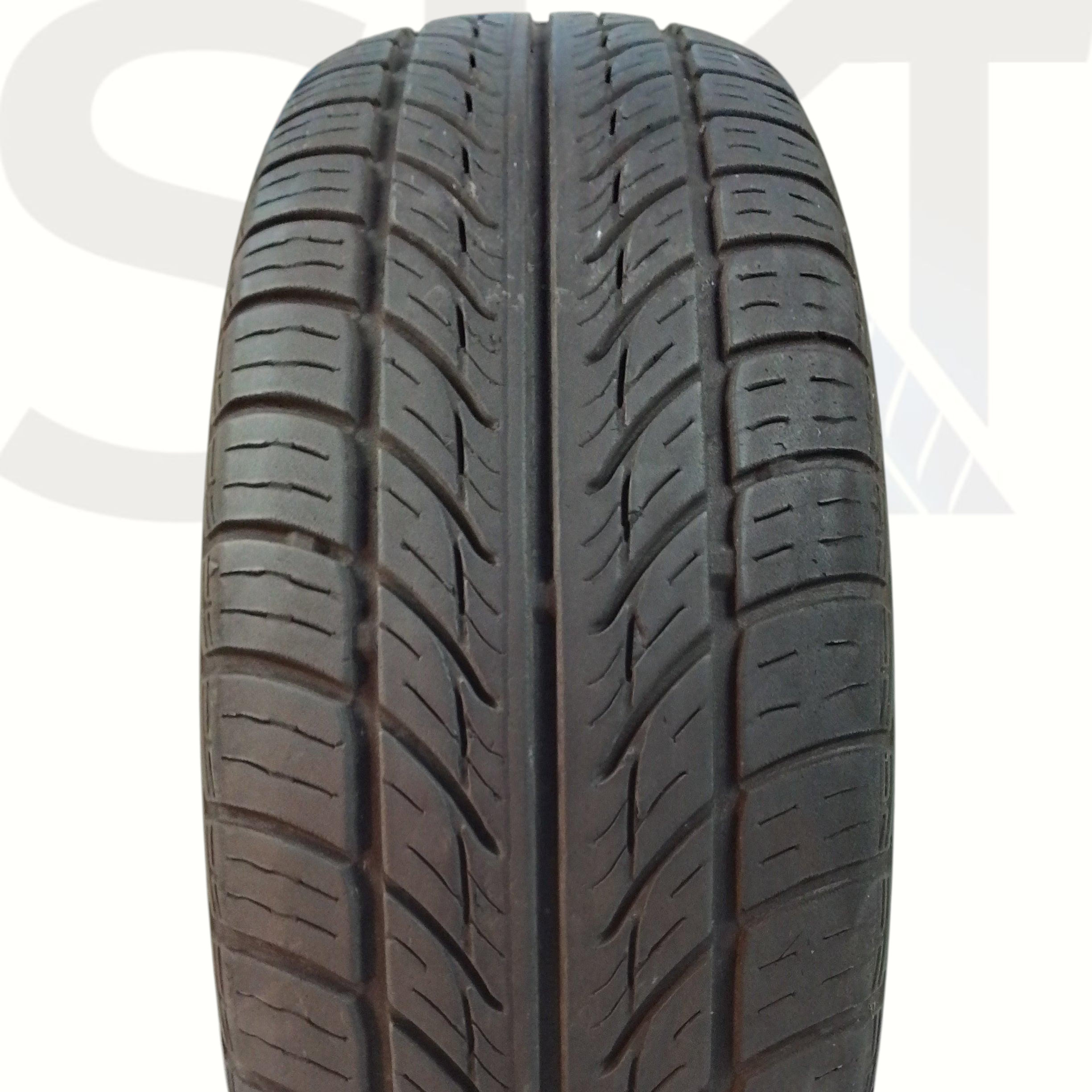 4 Taurus Touring (Michelin) 175 65 14 82H