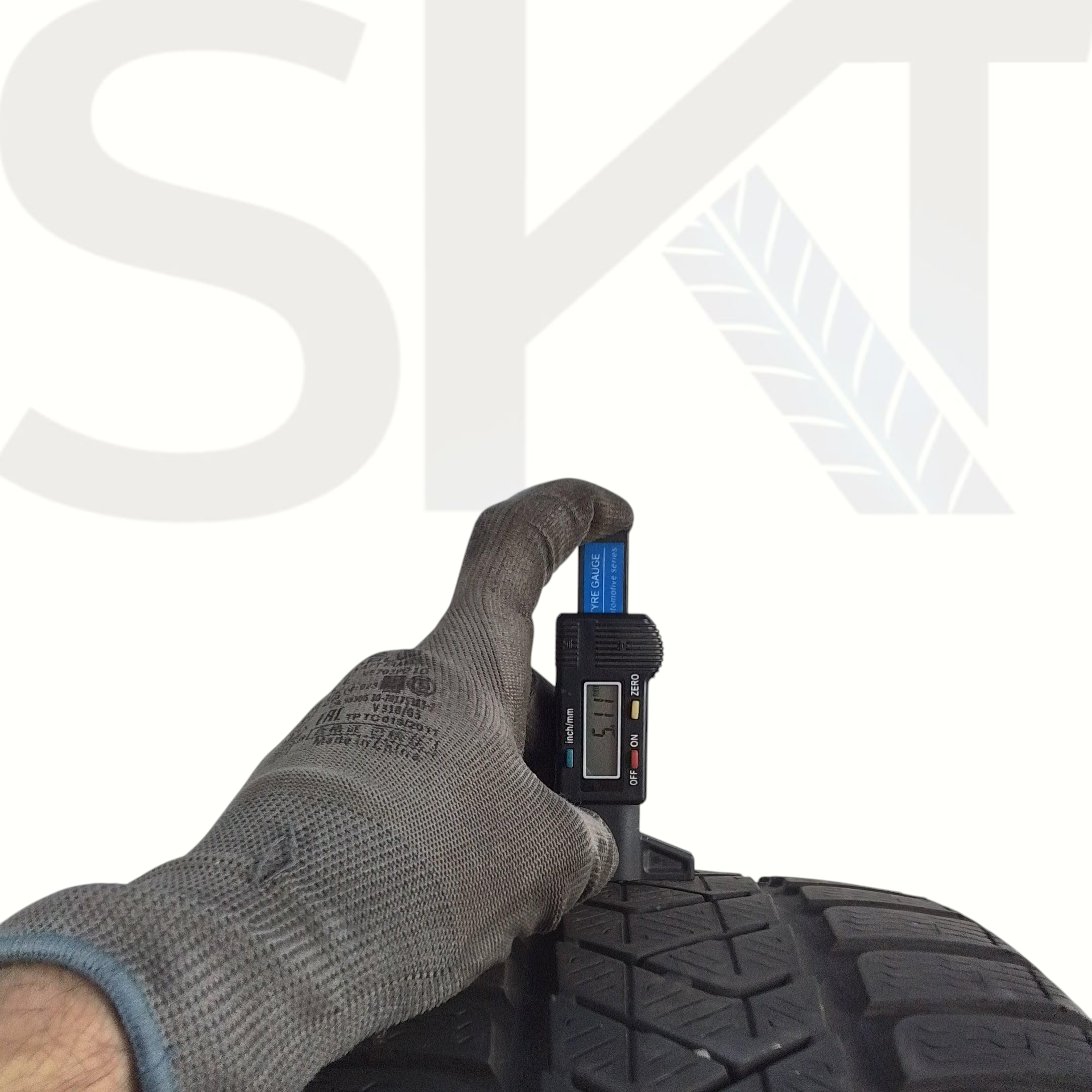 4 Pirelli 225/55 R18 Winter Sottozero 3 98H M+S
